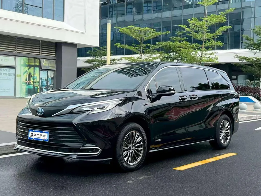 Toyota Sienna, 2023