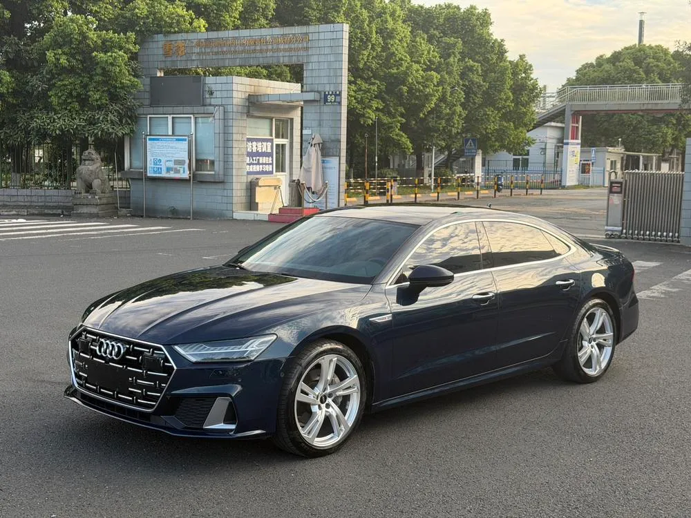 Audi A7L 45 TFSI quattro S-line Version, 2024 — фото 1