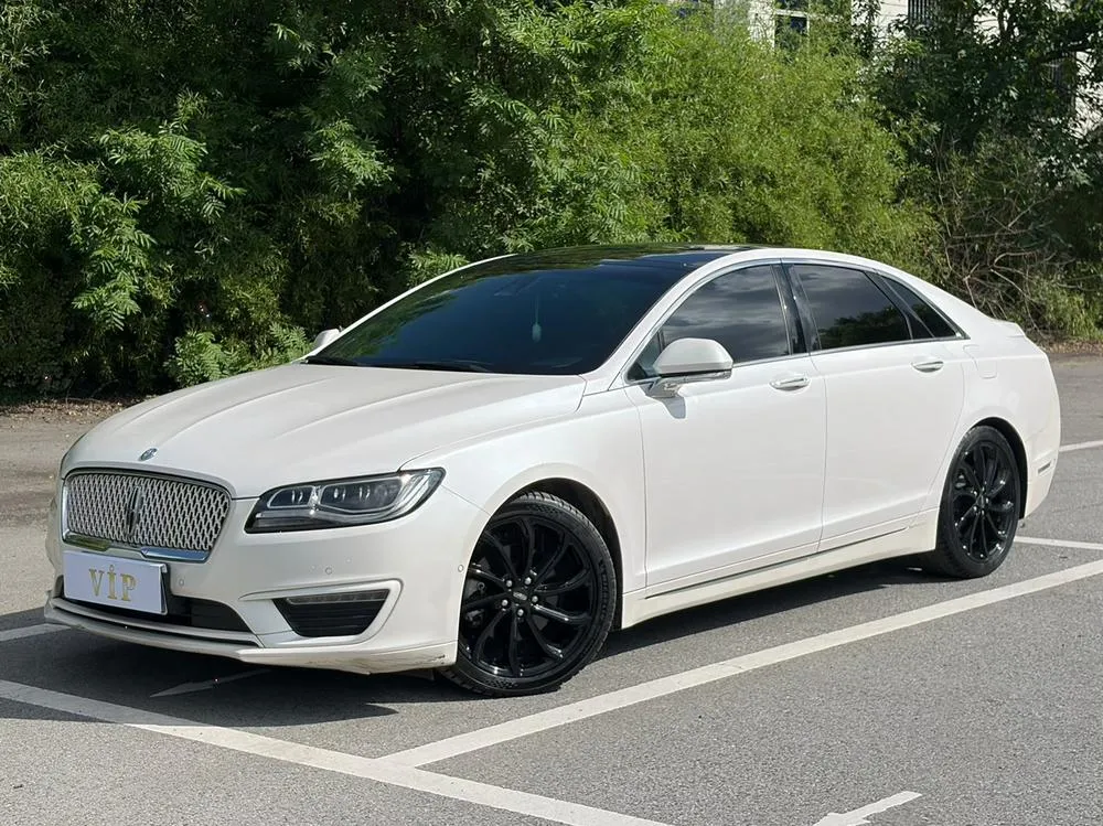 Lincoln MKZ, 2020