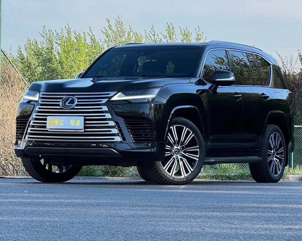 Lexus LX 3.5T Auto 4WD 7 Seater Parallel Import, 2023 — фото 1