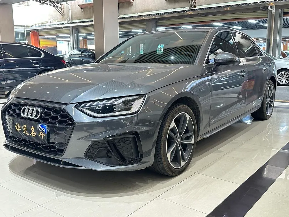 Audi A4L 40 TFSI Fashion Version, 2022 — фото 1