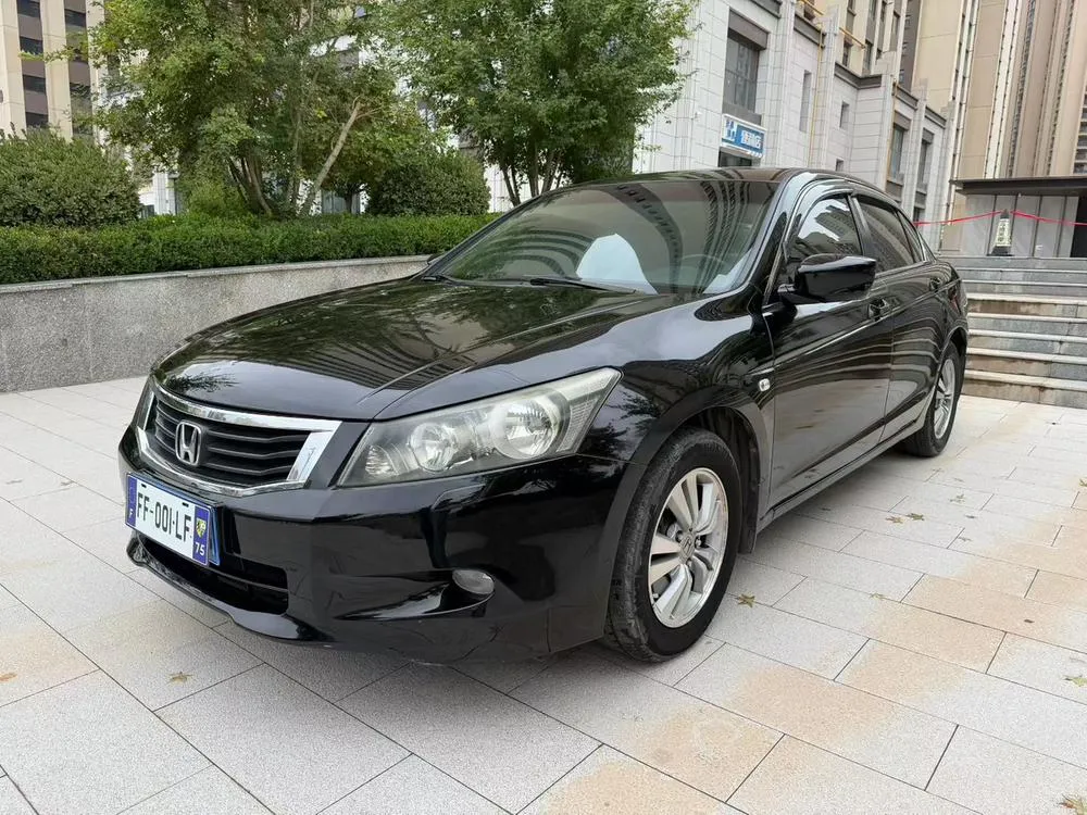 Honda Accord 2.0L EX, 2010 — фото 1