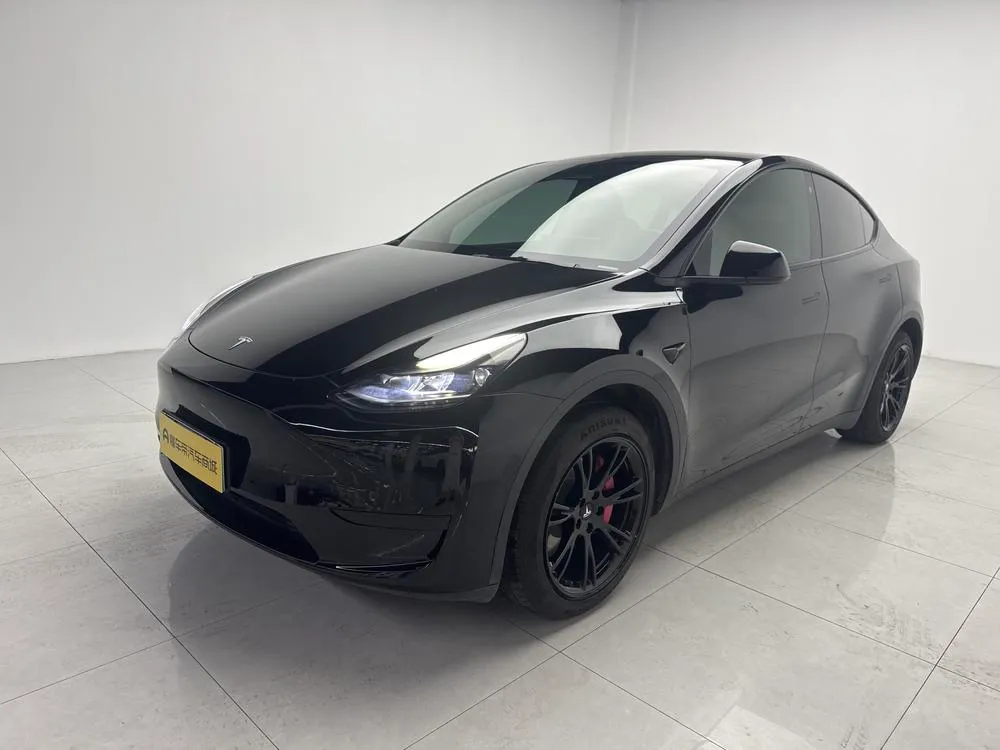 Tesla Model Y, 2023