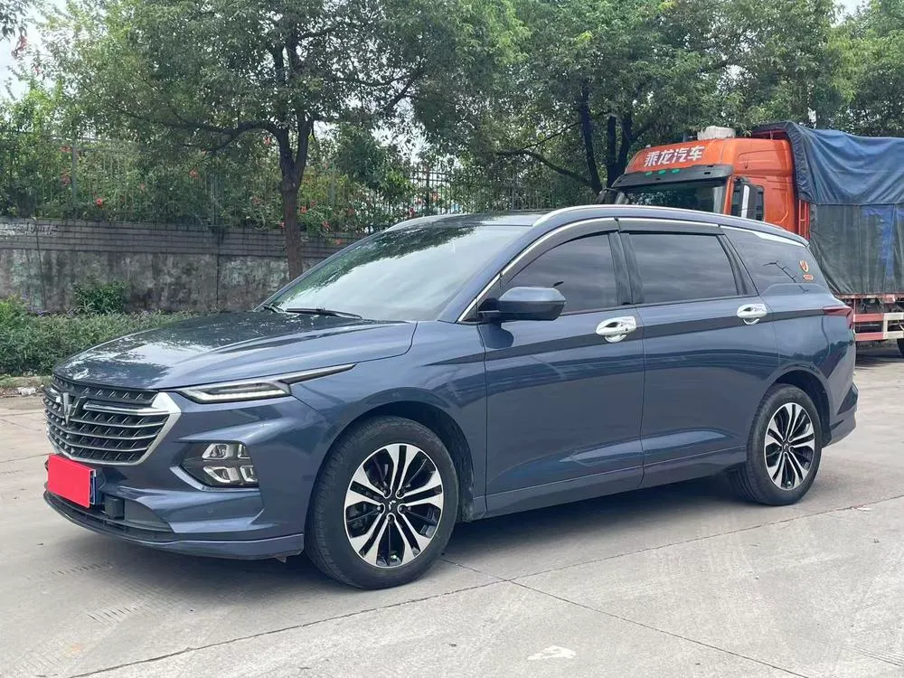 Wuling Capgemini Victory 1.5T CVT Flagship Version, 2022 — фото 1