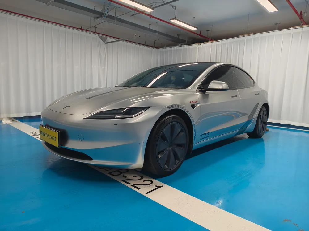 Tesla Model 3, 2023