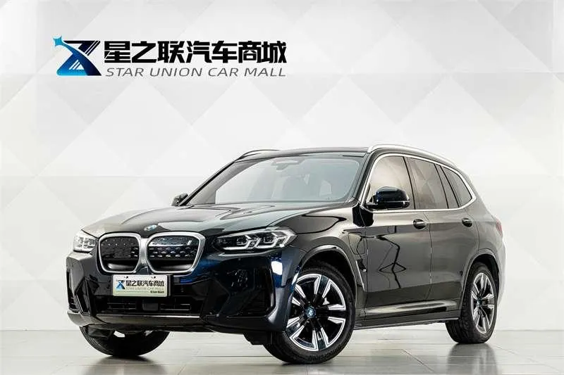 BMW iX3, 2023