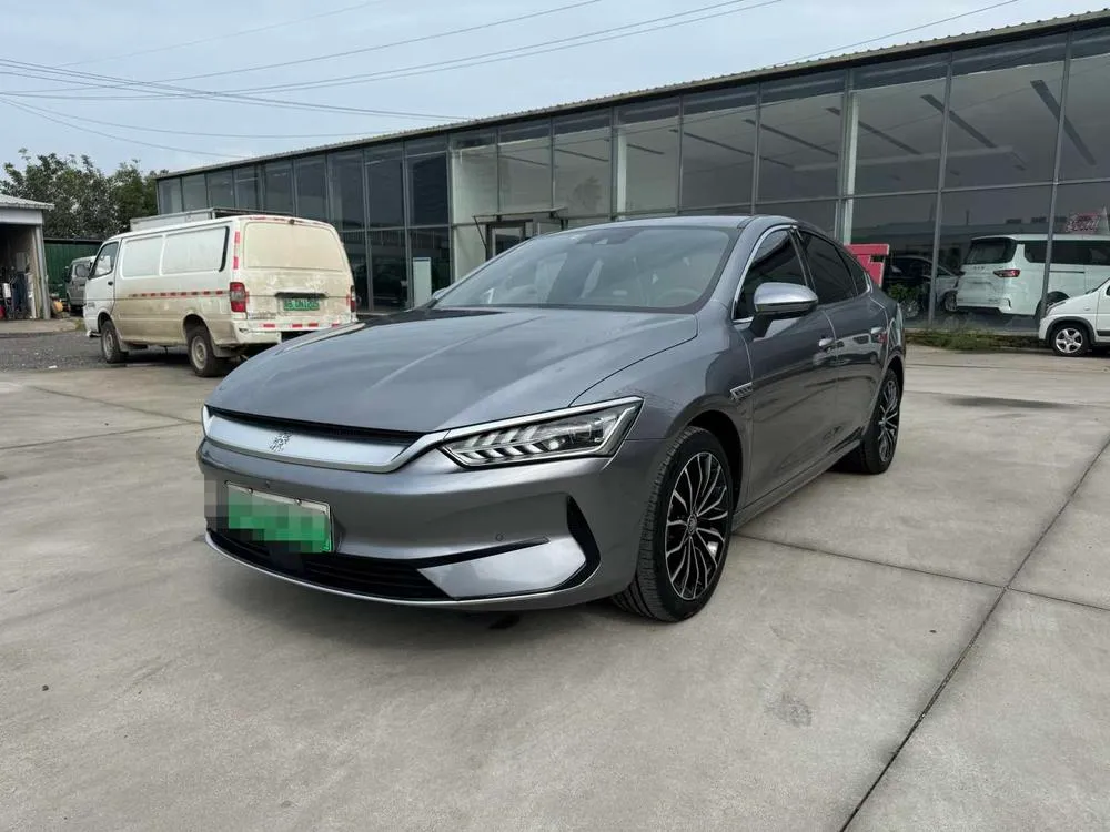 BYD Qin PLUS EV 600KM Flagship Version, 2021 — фото 1