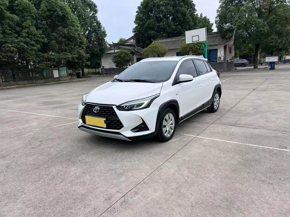 Toyota Yaris L Elite Stylish X 1.5L CVT Premium Edition, 2021 — фото 1