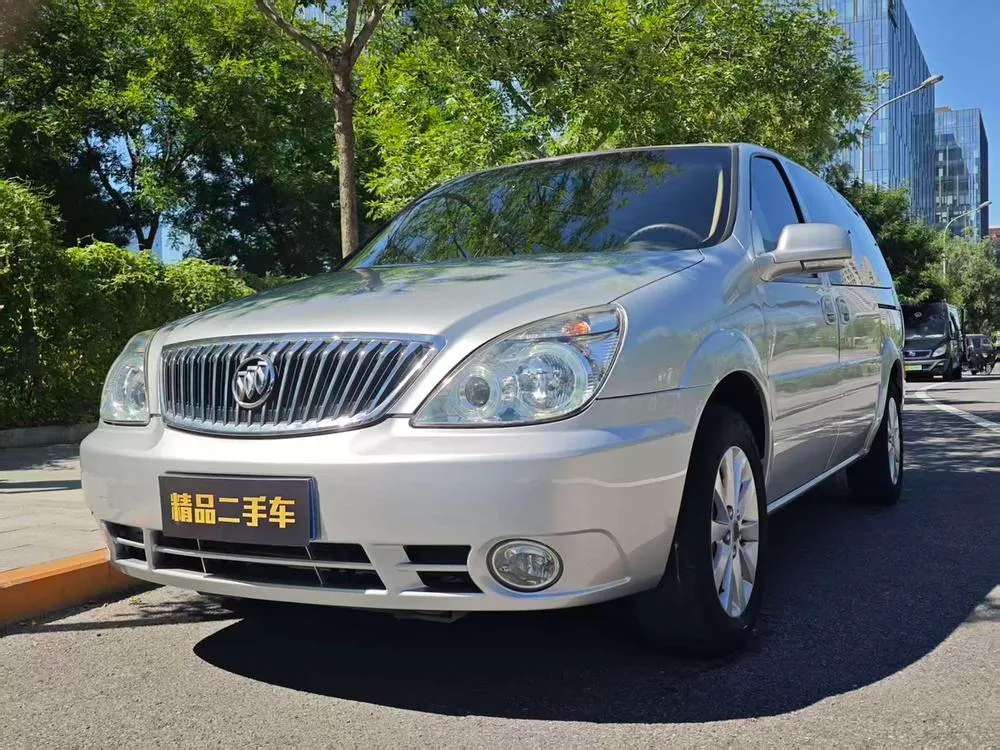 Buick GL8 2.4L Comfort Edition, 2013 — фото 1
