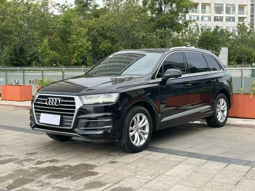 Audi Q7 45 TFSI Comfort Version, 2019 — фото 1
