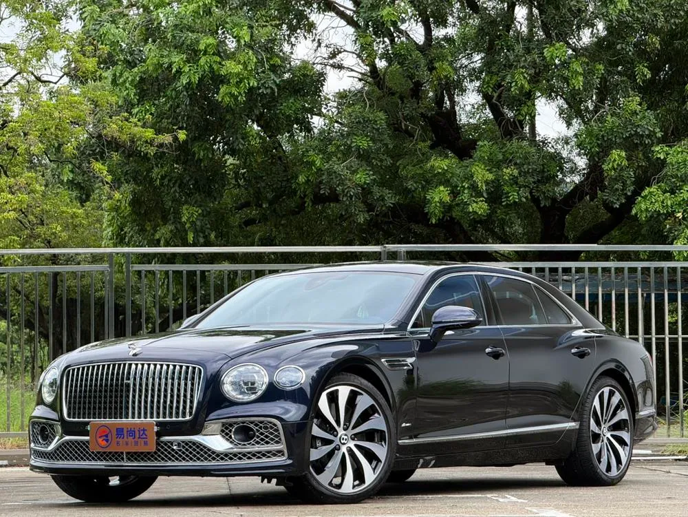Bentley Flying Spur 4.0T V8 S, 2023 — фото 1