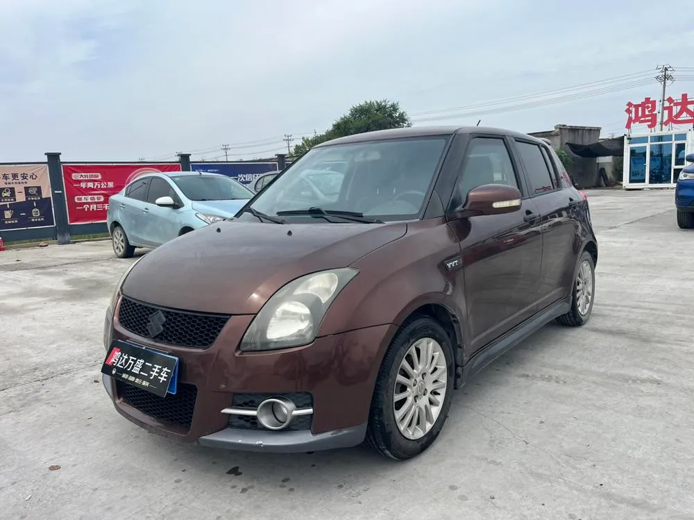 Suzuki Swift 1.5L Manual Fashion Edition, 2011 — фото 1