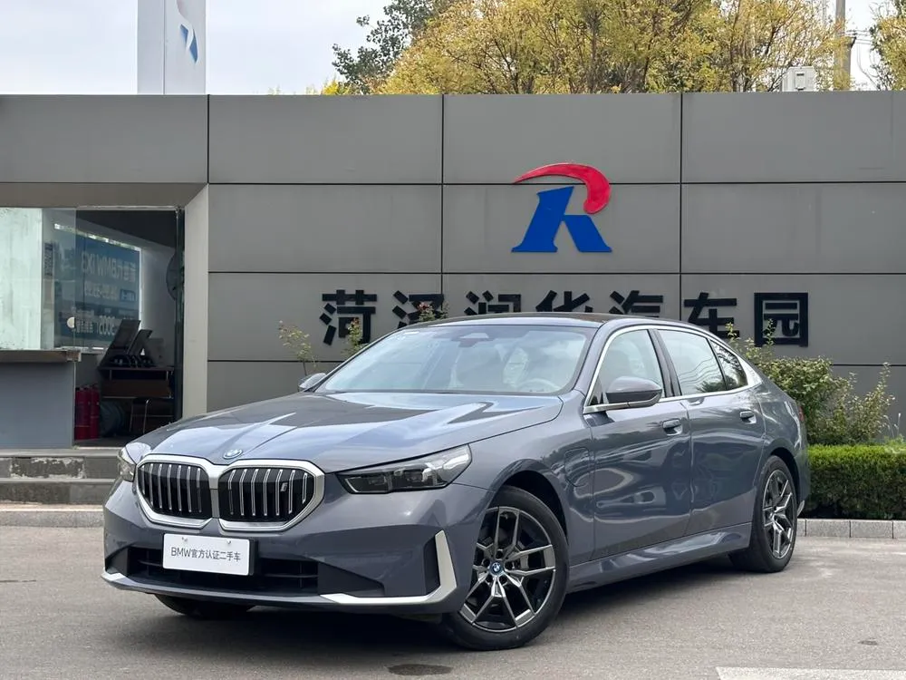 BMW i5 eDrive35L Luxury, 2024 — фото 1