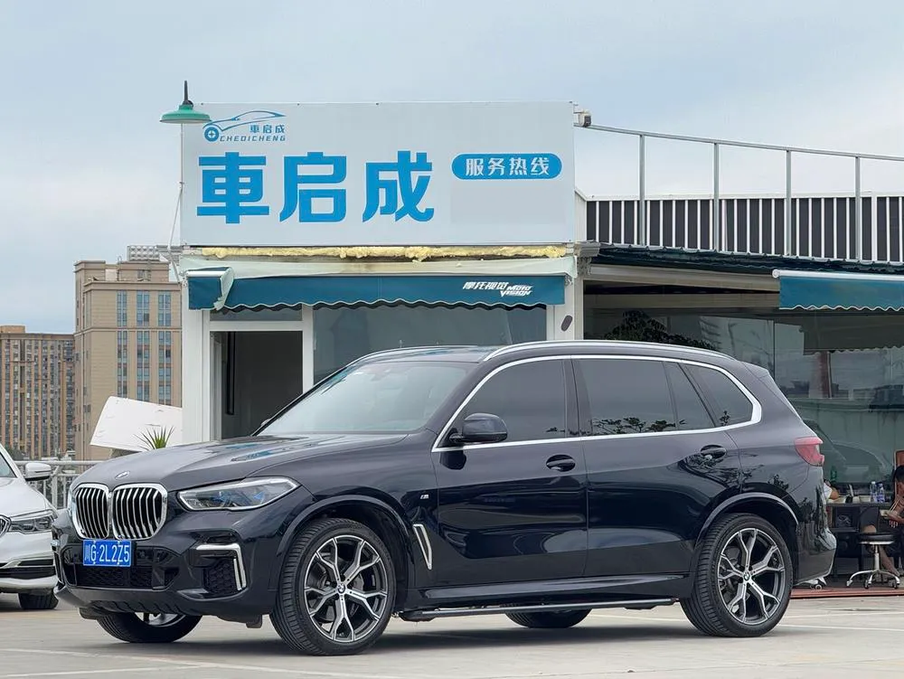 BMW X5 Facelift xDrive 40Li M Sport, 2022 — фото 1