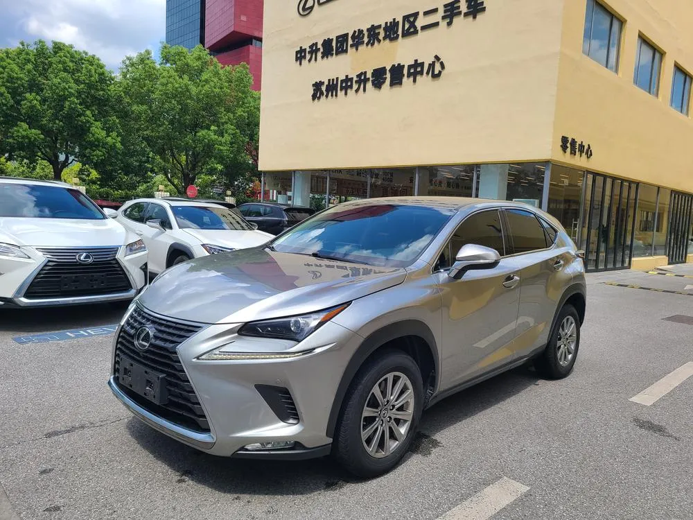 Lexus NX, 2018