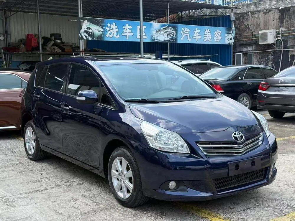 Toyota Yizhi 180G CVT Luxury Edition, 2011 — фото 1