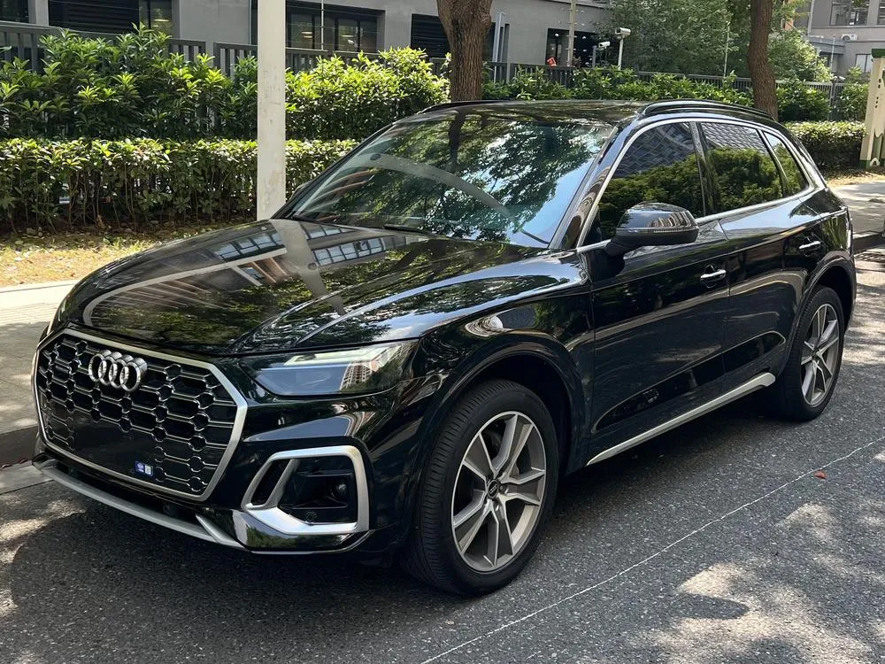 Audi Q5L 45T Luxury Version, 2023 — фото 1