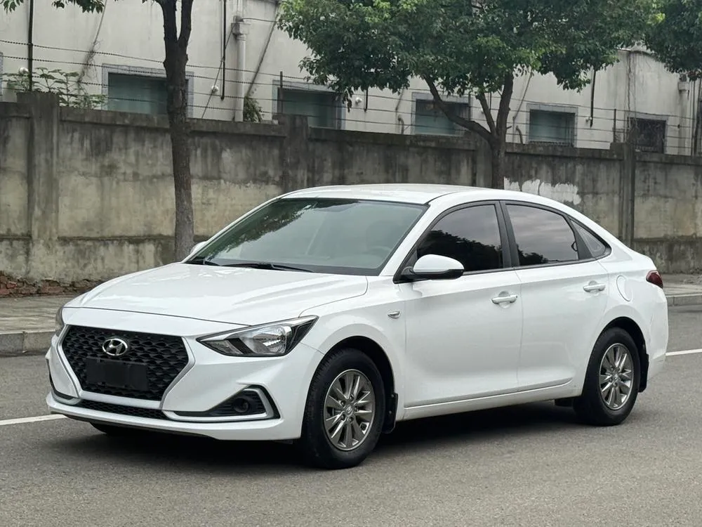 Hyundai Elantra Yuedong 1.6L Auto Joy Edition GL CN6, 2018 — фото 1