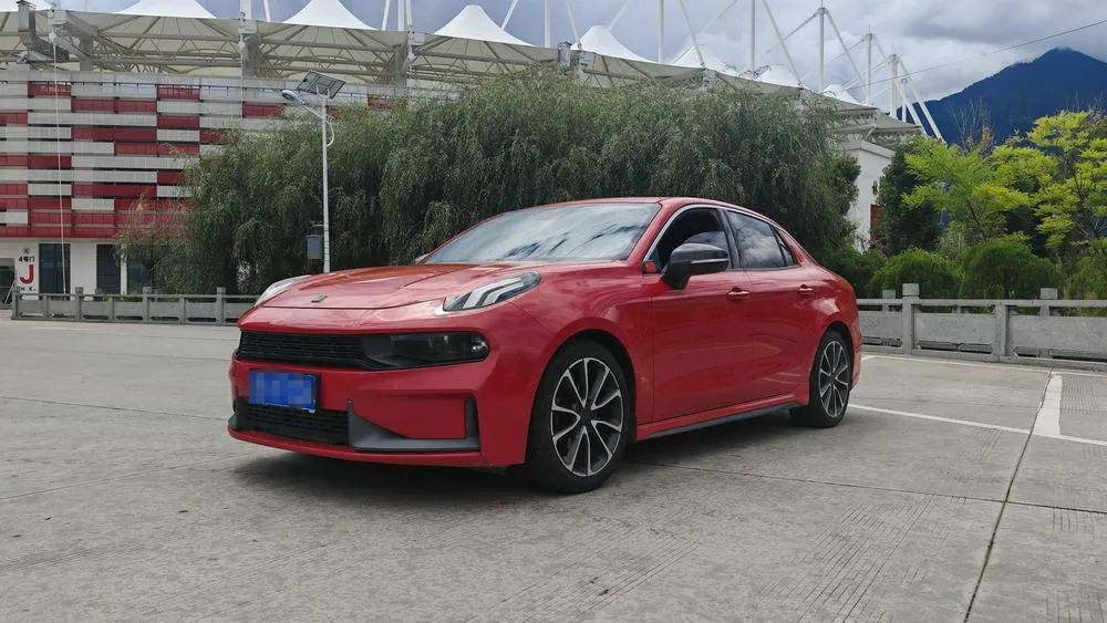 Lynk & Co 03 Facelift 1.5TD DCT Dynamic Pro Edition, 2019 — фото 1