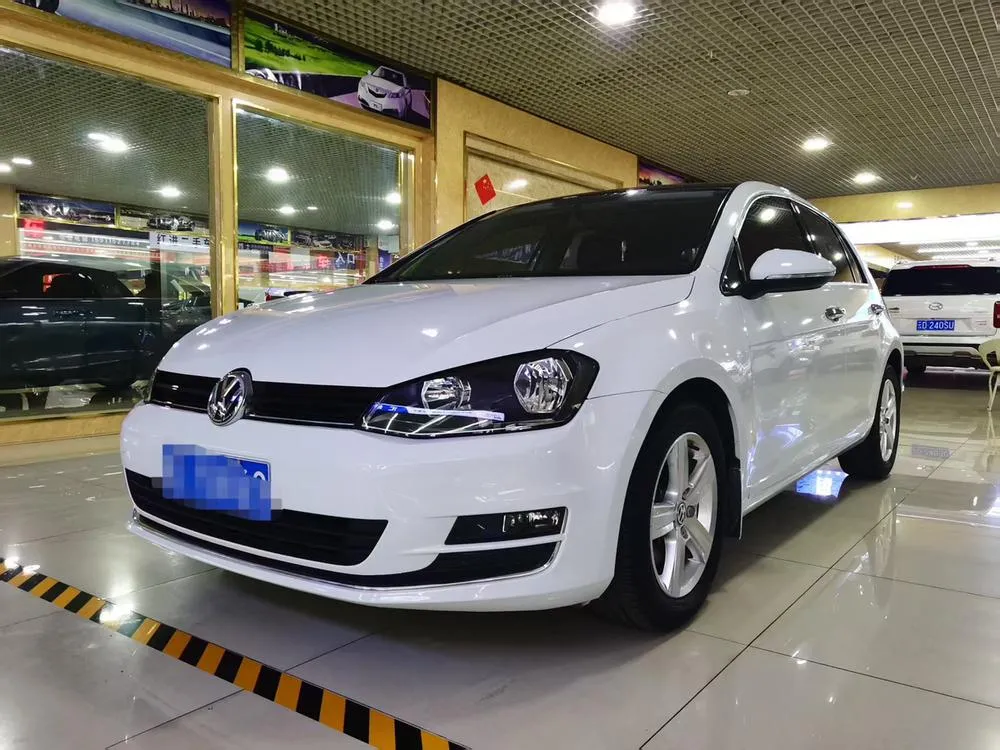 Volkswagen Golf 1.4TSI Auto Comfort Version, 2015 — фото 1
