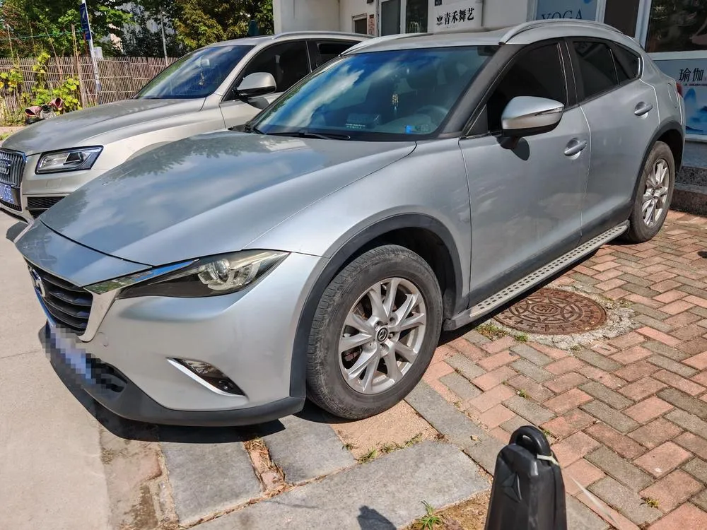 Mazda CX-4 2.0L Auto 2WD Blue Edition, 2016 — фото 1