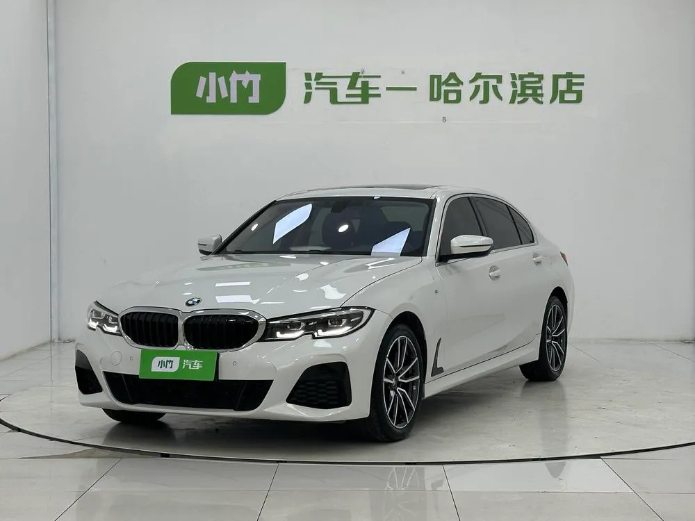 BMW 3-Series, 2022