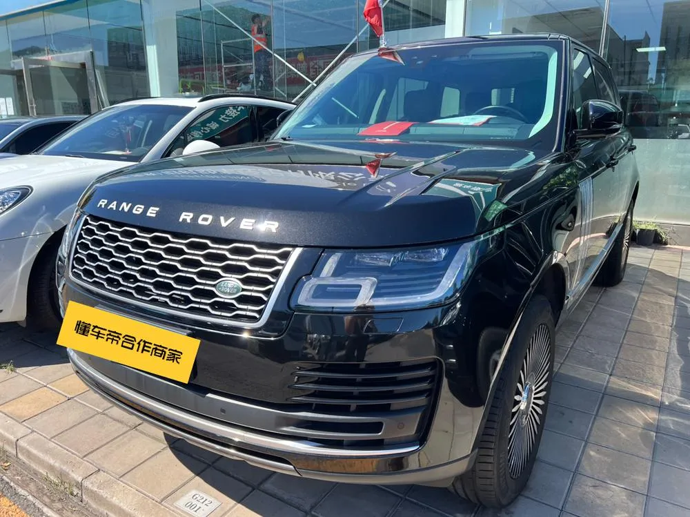 Land Rover Range Rover 3.0 V6 SC Vogue Extended Edition, 2018 — фото 1