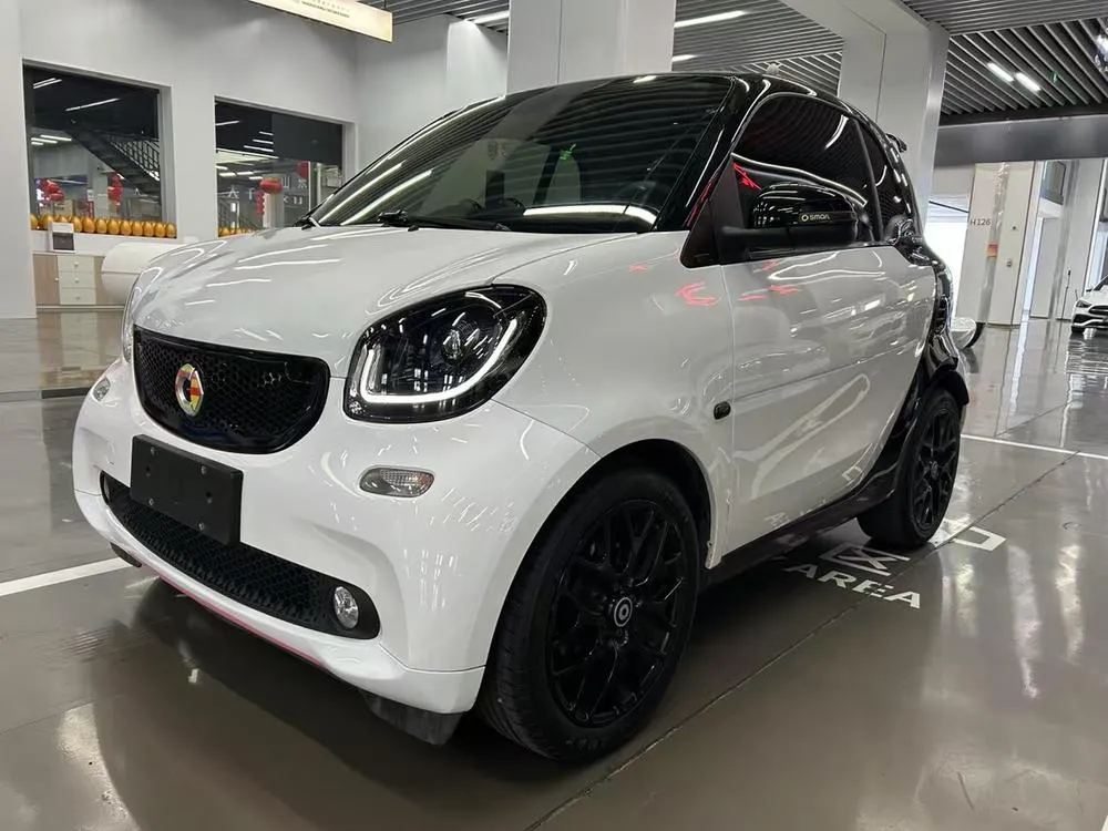 Smart fortwo 0.9T 66 версия версия нормы China V, 2018 — фото 1