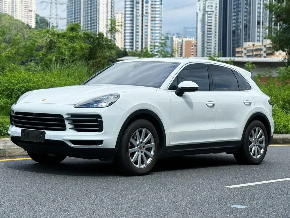 Porsche Cayenne, 2023