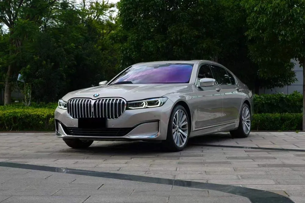 BMW 7-Series 740Li Leading Version Luxury, 2019 — фото 1