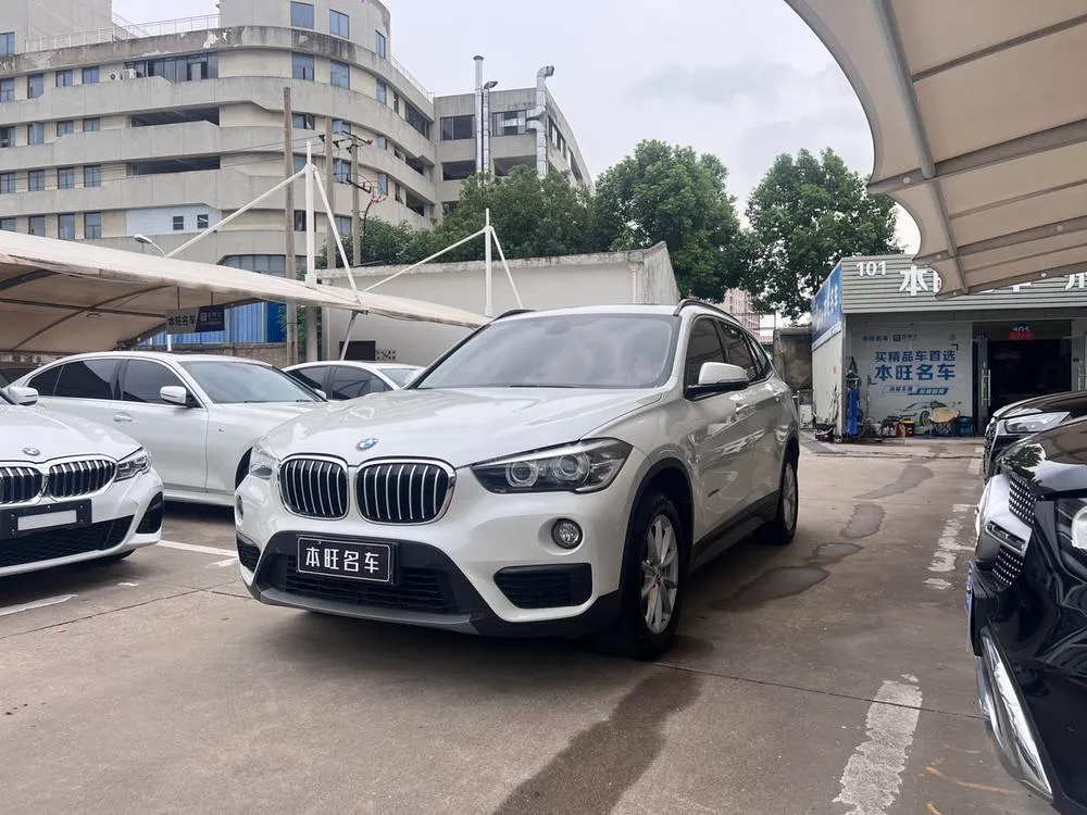 BMW X1 sDrive18Li Fashion Version, 2018 — фото 1