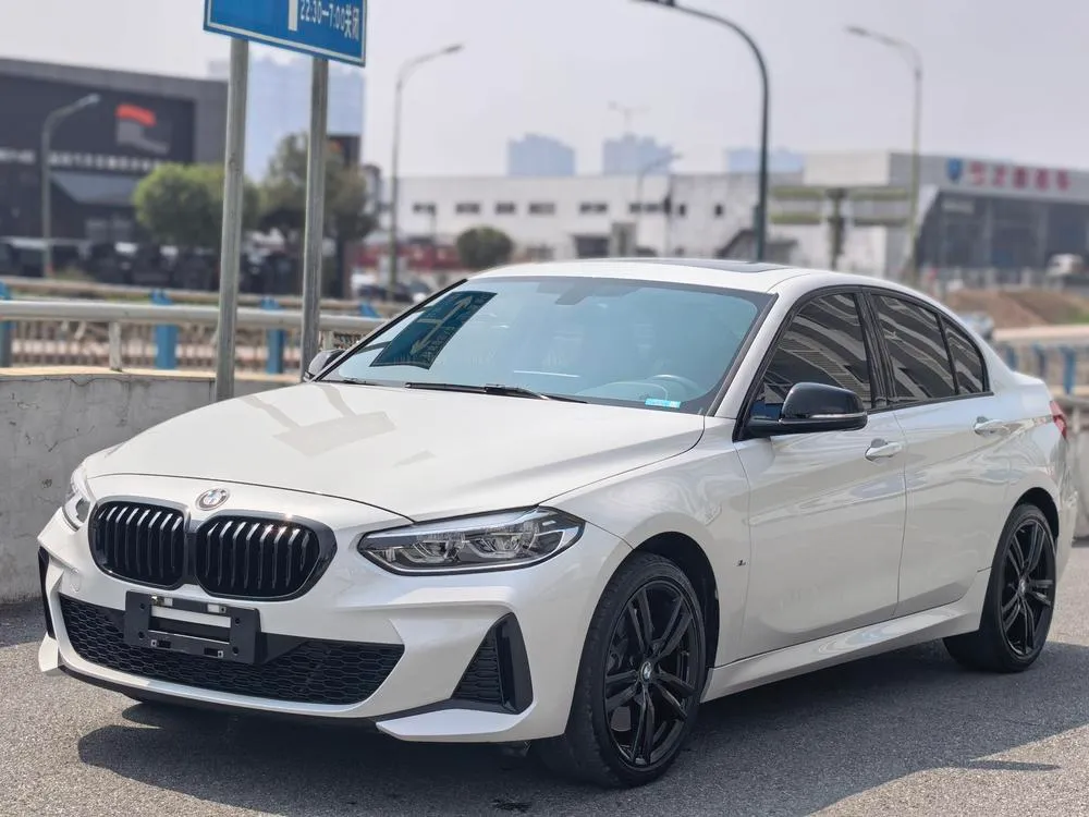 BMW 1-Series 125i M Sport Edition, 2021 — фото 1
