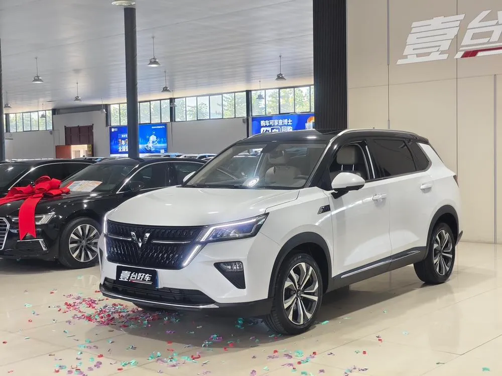 Wuling Asta 1.5T Auto Edition, 2021 — фото 1