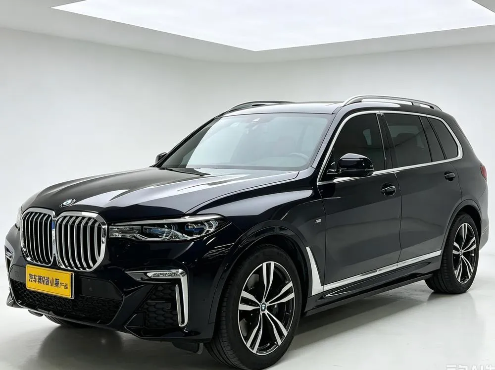 BMW X7 xDrive40i Prestige Version M Sport, 2022 — фото 1