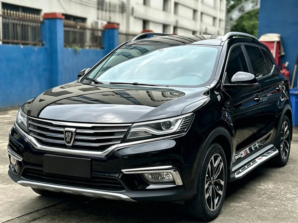 Roewe RX5 20T 2WD Auto Connected Smart Edition, 2016 — фото 1
