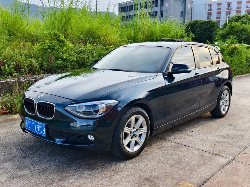 BMW 1-Series (Import) 116i Version, 2012 — фото 1