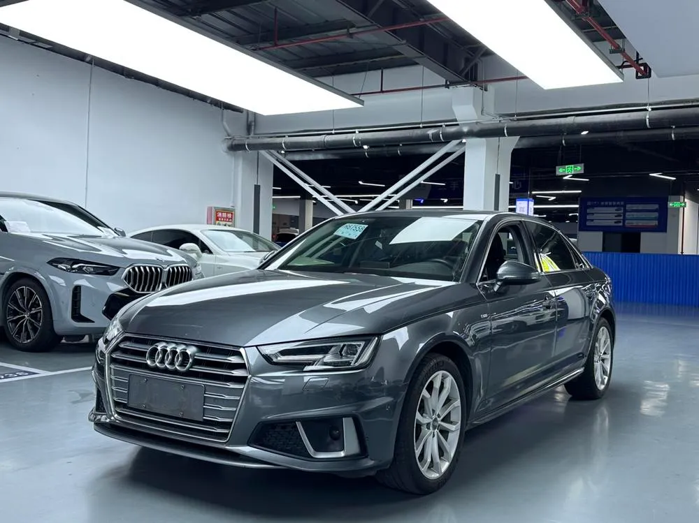 Audi A4L 40 TFSI Fashion Version CN6, 2019 — фото 1