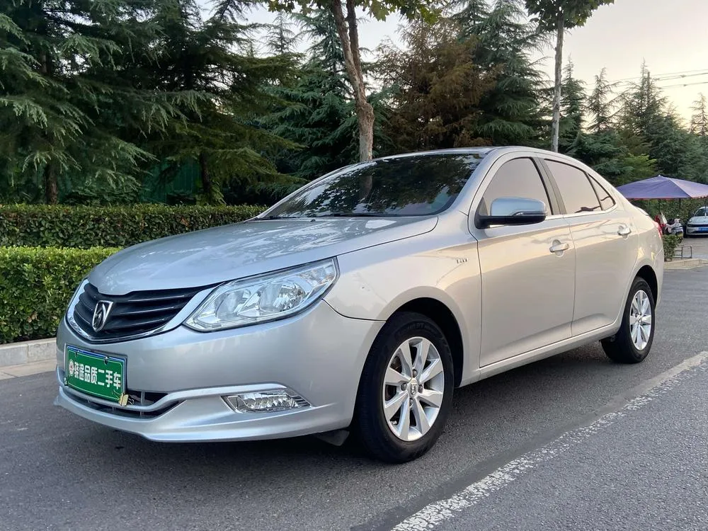 Baojun 630 1.5L Manual Comfort Version, 2014 — фото 1