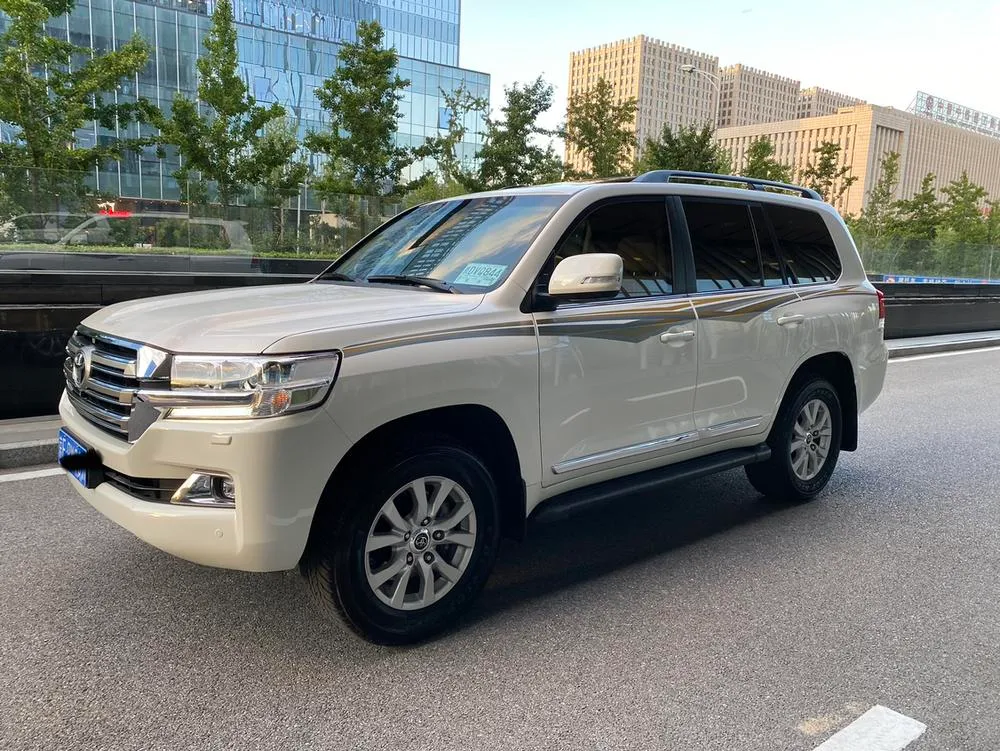 Toyota Land Cruiser 4.6L Auto VX-R, 2016 — фото 1