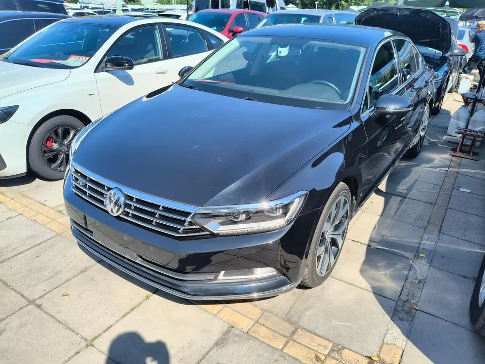 Volkswagen Magotan 380TSI DSG Luxury Version, 2018 — фото 1
