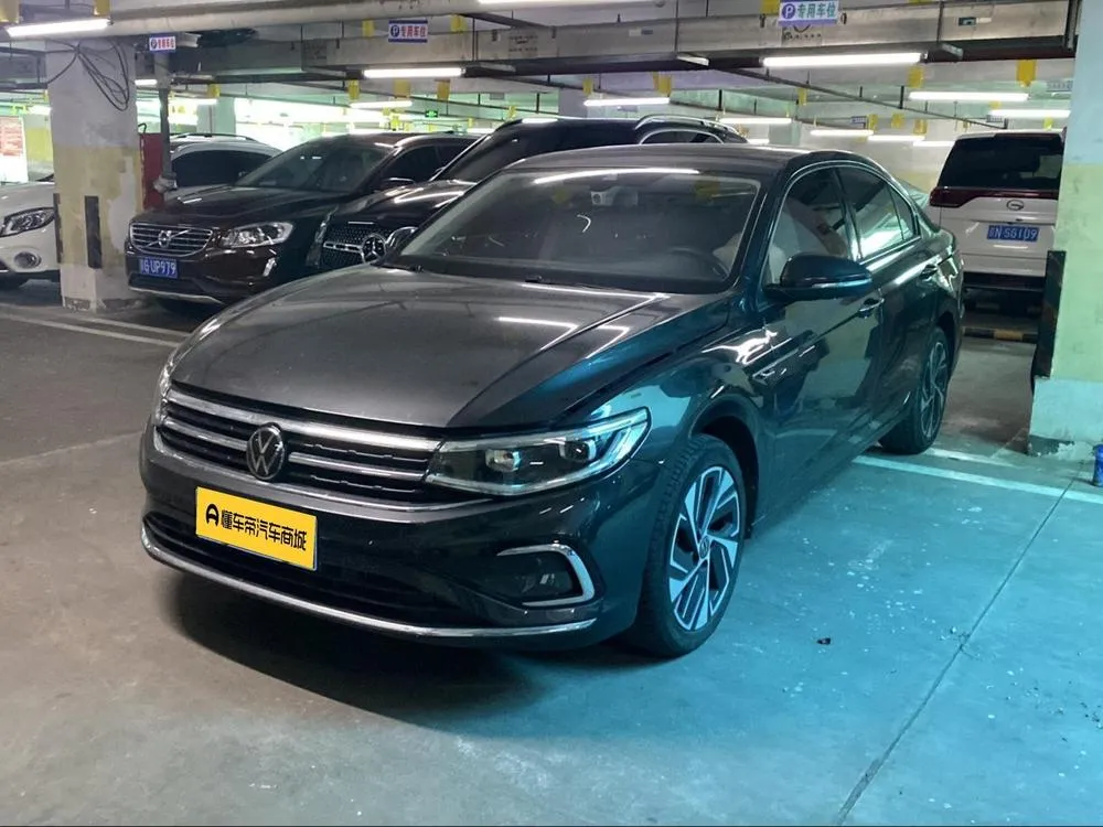 Volkswagen Bora 300TSI DSG Premium Edition, 2023 — фото 1
