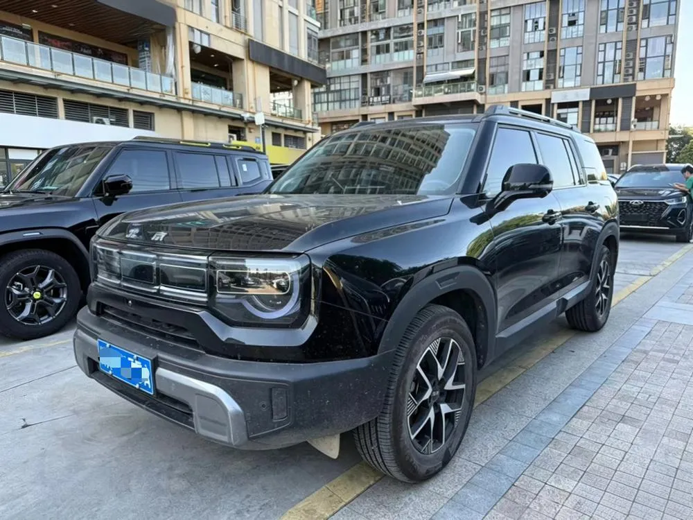 Beijing Off-Road BJ30 1.5T DCT 2WD Pro Edition, 2024 — фото 1