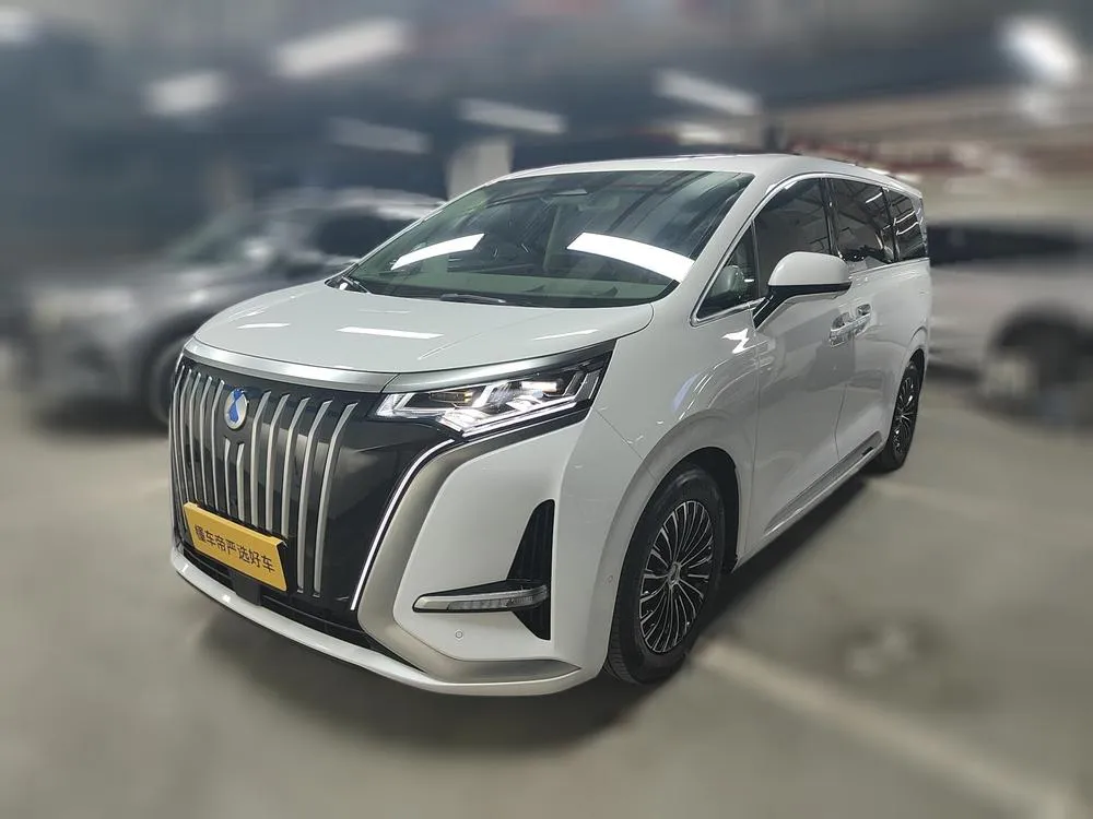 Denza D9 EV, 2022