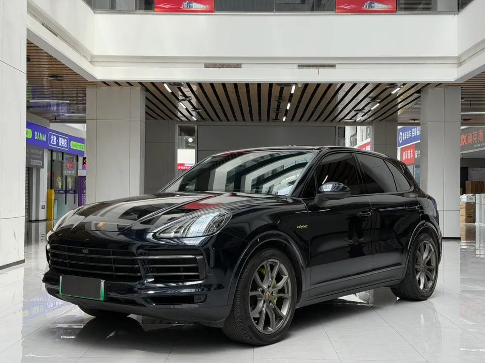 Porsche Cayenne E-Hybrid Cayenne E-Hybrid 2.0T Gold Edition, 2023 — фото 1