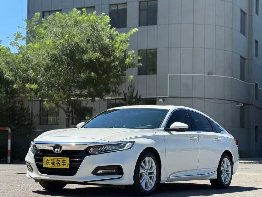 Honda Accord 260TURBO Elite Edition CN6, 2018 — фото 1