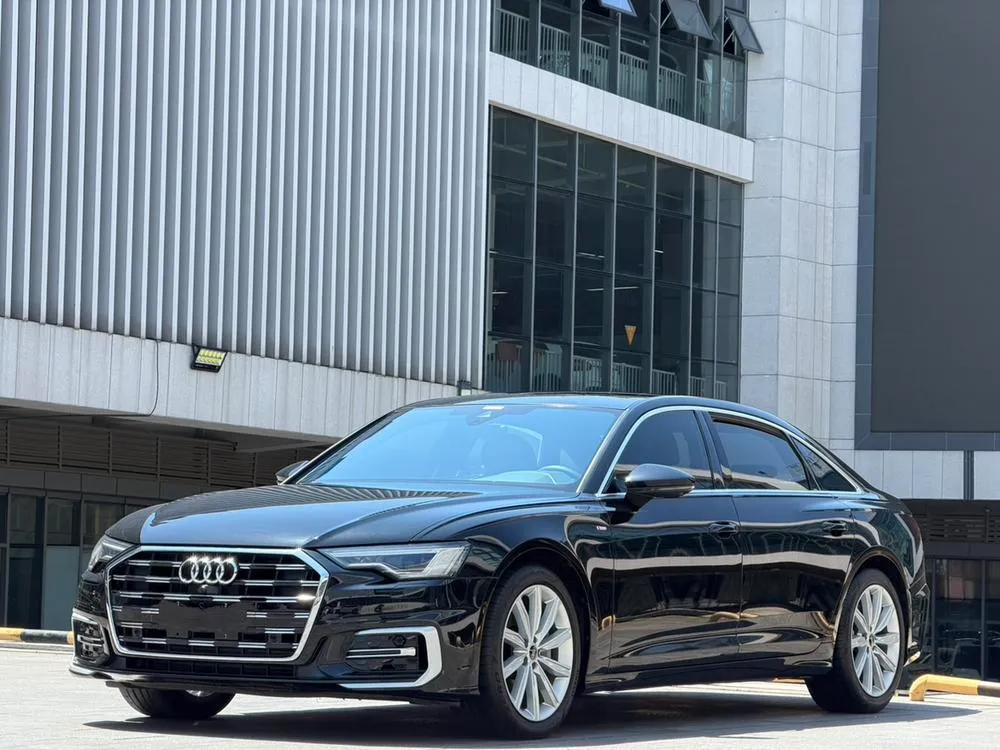 Audi A6L 45 TFSI Refined Version, 2024 — фото 1