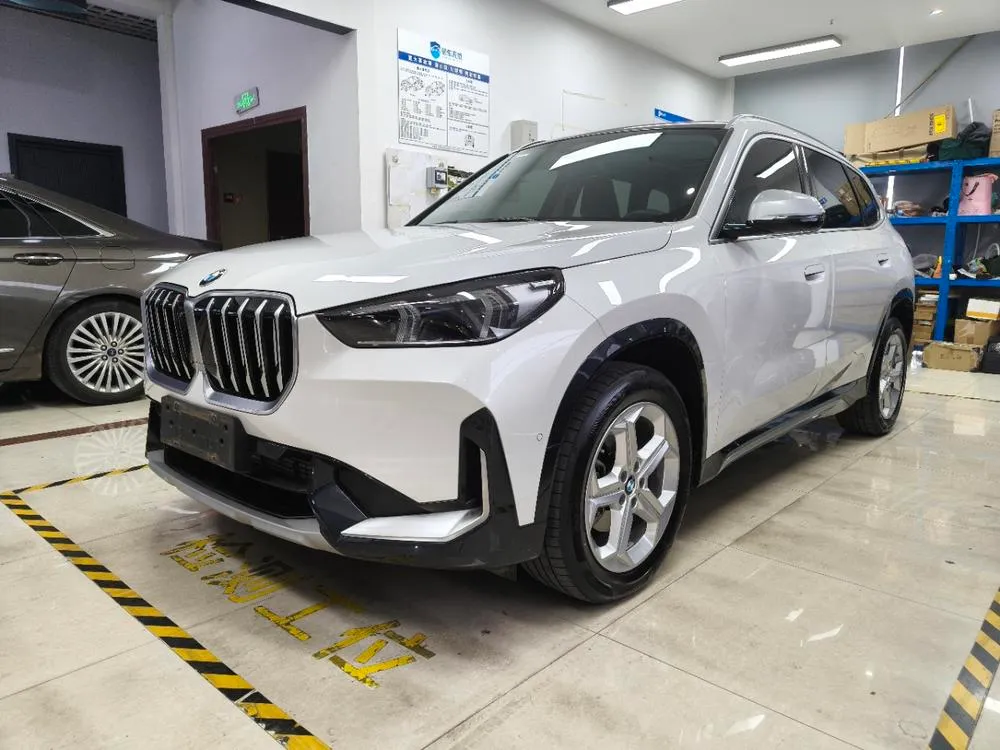 BMW X1 sDrive20Li X, 2023 — фото 1