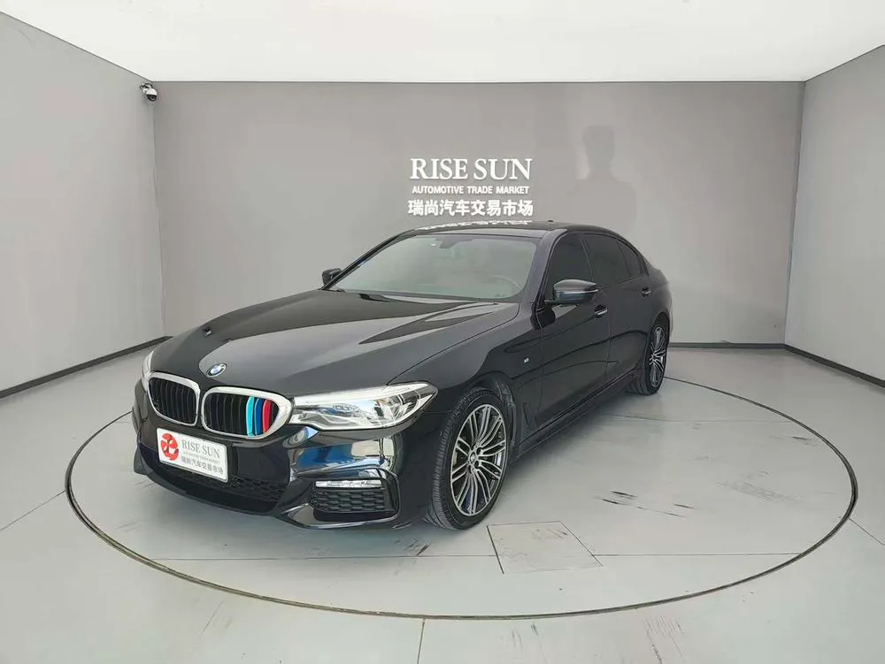 BMW 5-Series Facelift 530Li Leading Version M Sport, 2018 — фото 1
