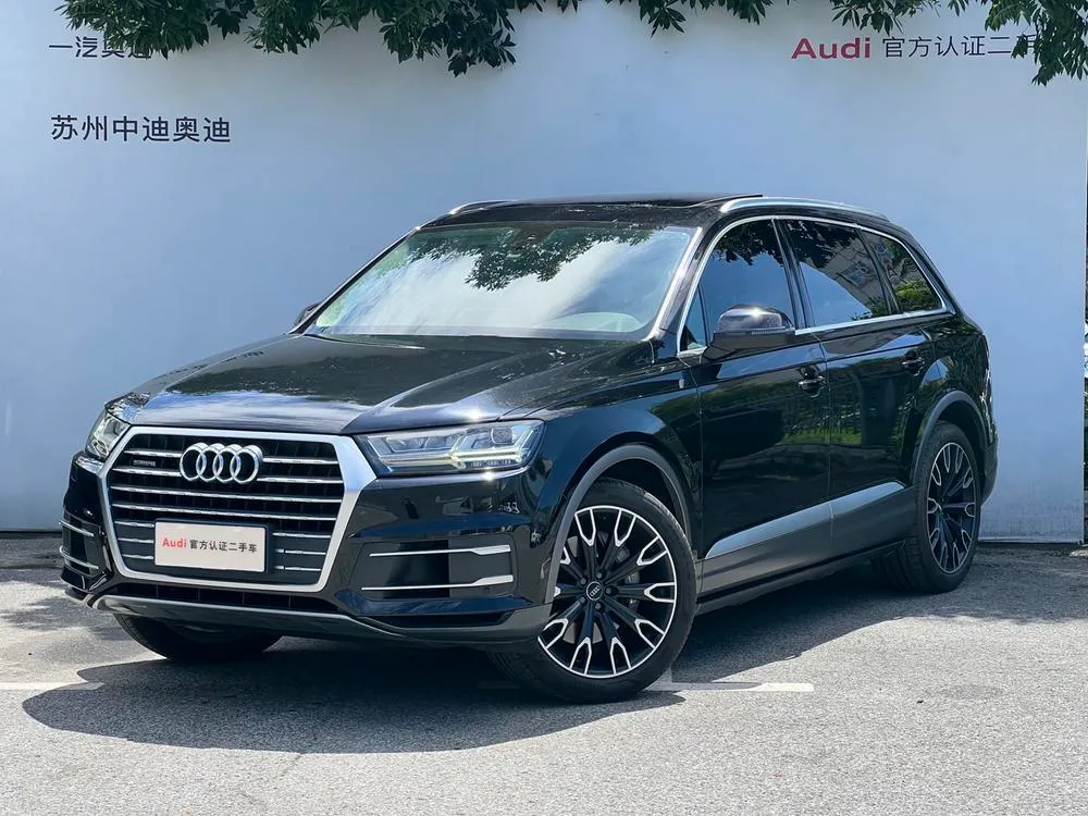Audi Q7 45 TFSI Version, 2018 — фото 1