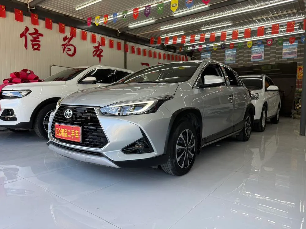 Toyota Yaris L Elite Stylish X 1.5L CVT Leading PLUS Edition, 2022 — фото 1